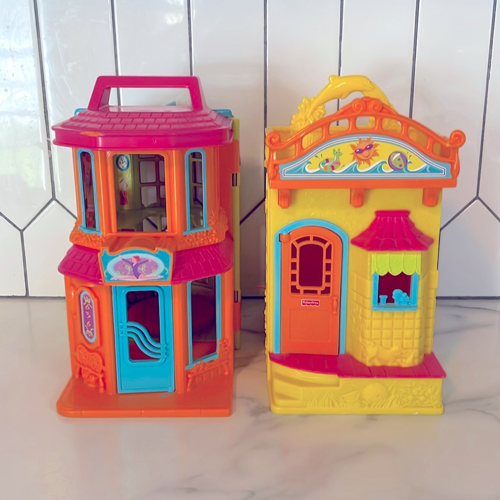 2004 Fisher Price Sweet Streets Village Dance Studio & Swimming Pool